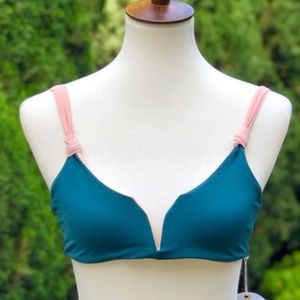 NWT Koa Castaway Bikini Top w/ Adjustable Straps